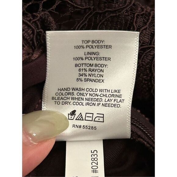 NWT Express Eggplant Purple Long Sleeve V Neck Lace Bodysuit Medium Floral Date - Picture 12 of 14